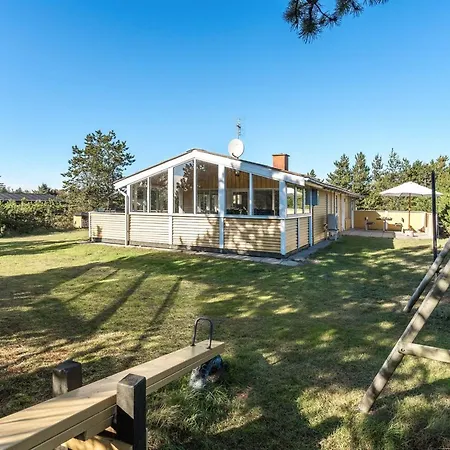 Jeldrik - 100m From The Sea By Interhome